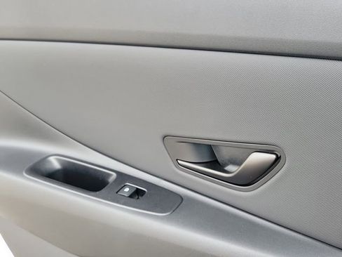 New 2026 Hyundai Elantra Sport FWD image 22