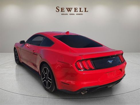 Used 2021 Ford Mustang Premium image 3