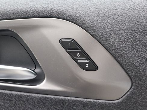 New 2026 Chrysler Pacifica Select image 11