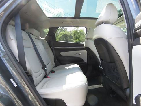 Used 2024 Hyundai Tucson Limited AWD/4WD image 16