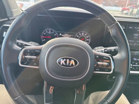 Used 2021 Kia Sorento S w/ Panoramic Sunroof Package image 16