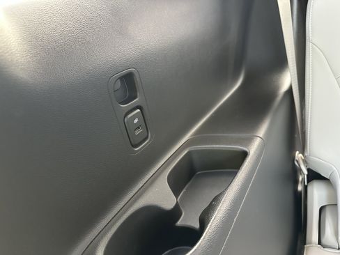 Used 2022 Buick Enclave Premium w/ Experience Buick Package image 36