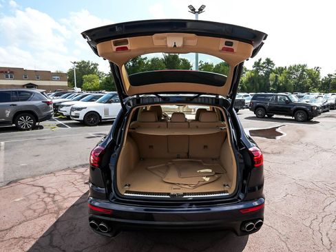 Used 2016 Porsche Cayenne S AWD/4WD image 54