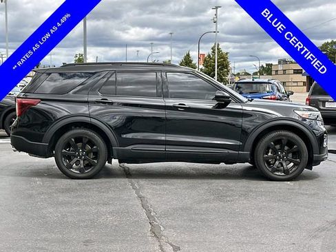 Certified 2023 Ford Explorer ST-Line AWD/4WD image 2