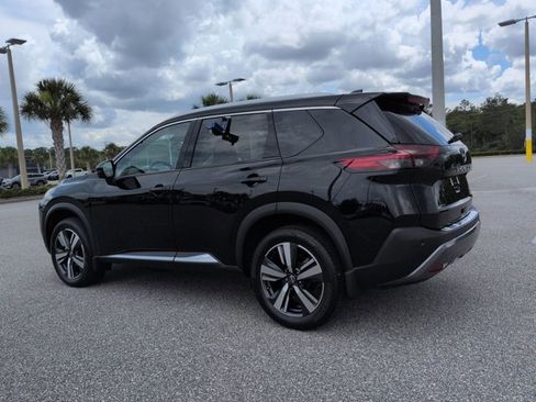 Certified 2023 Nissan Rogue SL FWD image 6