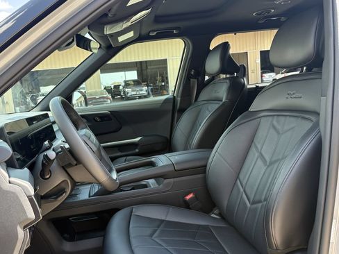 Used 2027 Kia Telluride EX X-Line w/ Towing Package AWD/4WD image 12