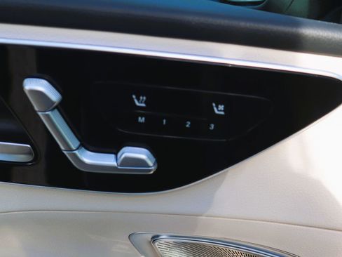 Used 2026 Mercedes-Benz C 300 Sedan image 18