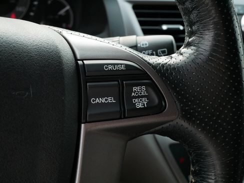 Used 2017 Honda Odyssey EX-L image 25