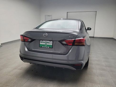 Used 2024 Nissan Altima 2.5 SV image 7