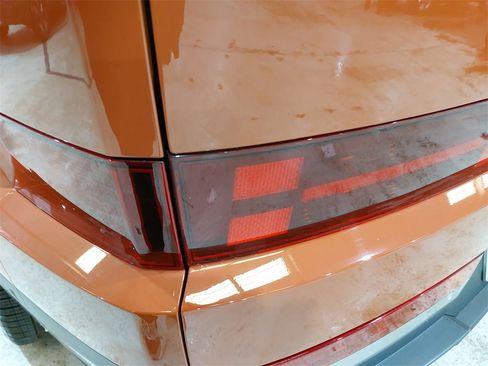 Used 2024 Hyundai Santa Fe Limited image 36