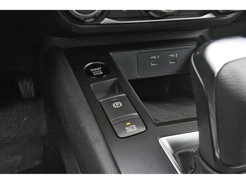 New 2026 Nissan Kicks S image 20