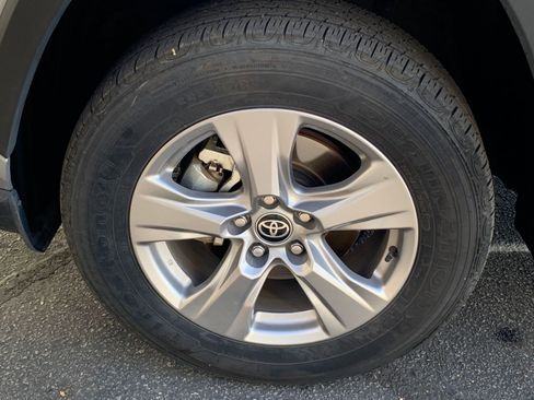 Used 2025 Toyota RAV4 LE image 29