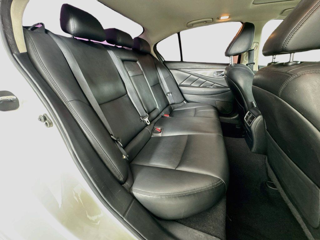 Used 2017 INFINITI Q50 3.0t Premium RWD image 27