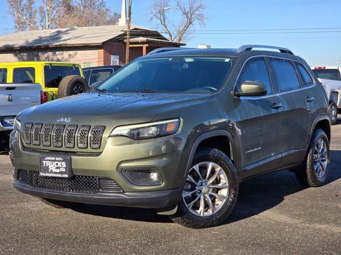 Used 2019 Jeep Cherokee Latitude Plus image 1