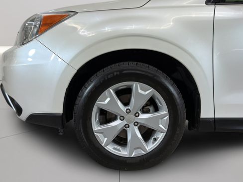 Used 2015 Subaru Forester 2.5i Premium w/ All-Weather Package AWD/4WD image 36