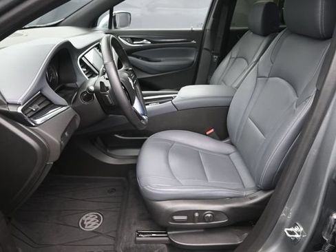 Used 2023 Buick Enclave Essence AWD/4WD image 10
