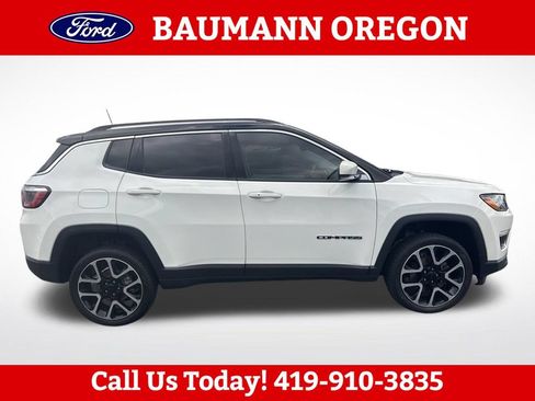 Used 2018 Jeep Compass Limited w/ Navigation Group AWD/4WD image 2