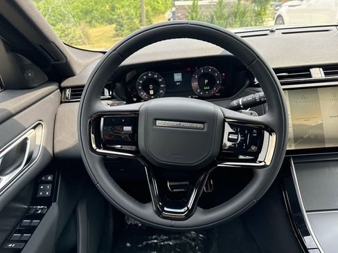 Used 2025 Land Rover Range Rover Velar Dynamic SE AWD/4WD image 19