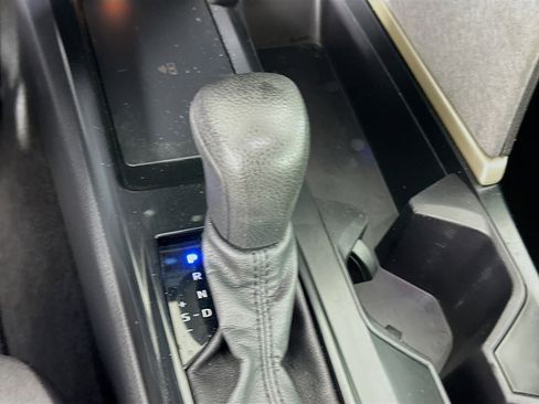 Used 2025 Toyota Camry LE image 25