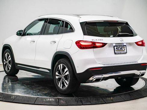 Certified 2024 Mercedes-Benz GLA 250 image 2