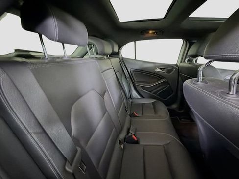 Used 2020 Mercedes-Benz GLA 250 image 27