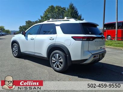 New 2025 Nissan Pathfinder SL w/ Cargo Package