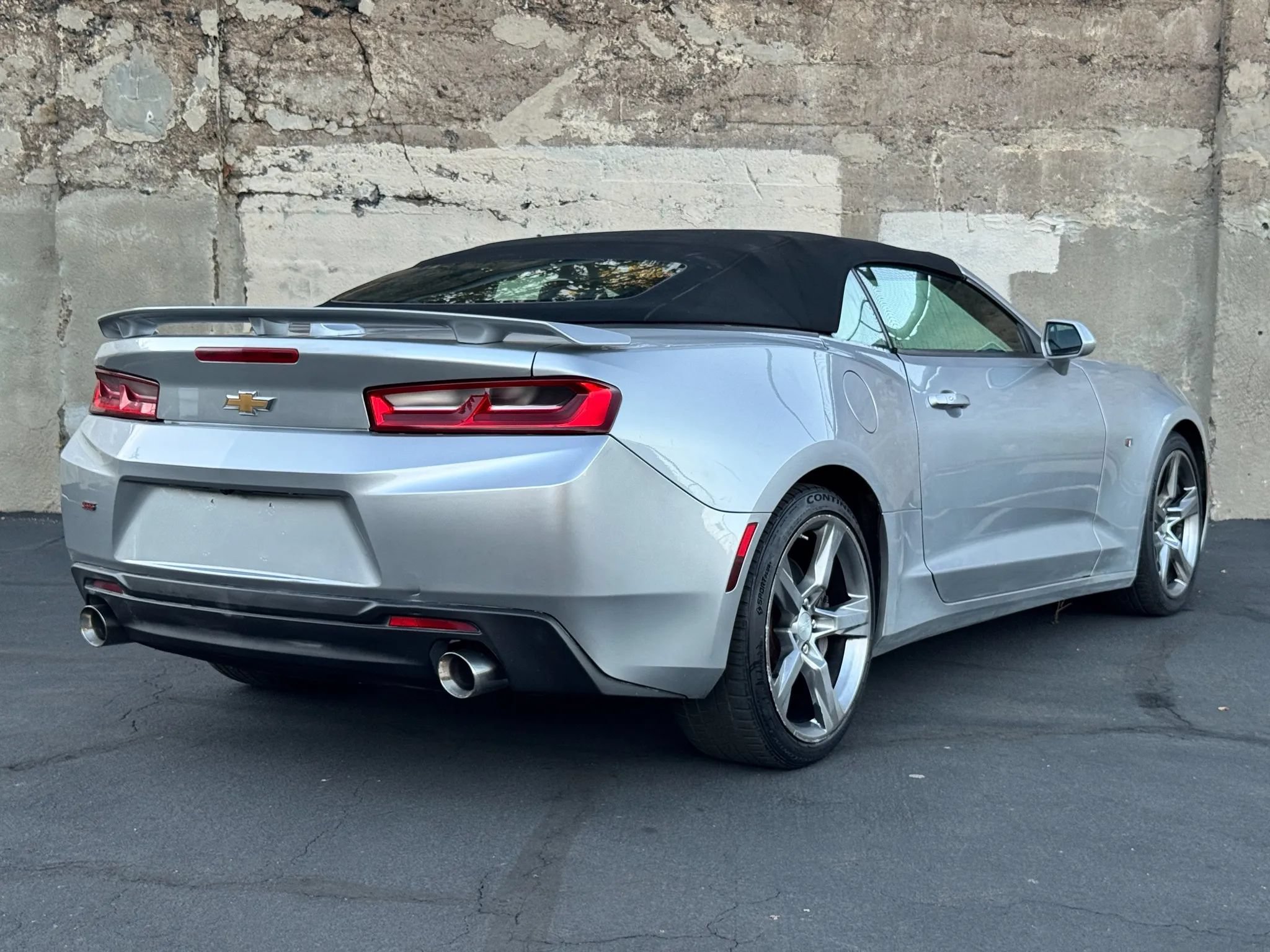Used 2017 Chevrolet Camaro SS RWD image 6