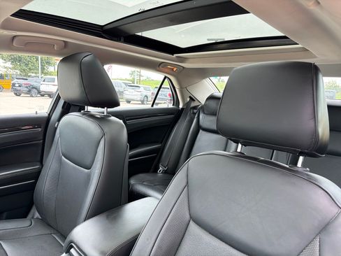 Used 2017 Chrysler 300 C w/ Light Group AWD/4WD image 21