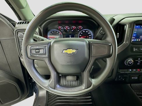 Used 2022 Chevrolet Silverado 2500 Custom w/ Custom Value Package AWD/4WD image 12