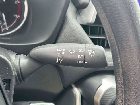 Used 2025 Toyota RAV4 LE AWD/4WD image 23