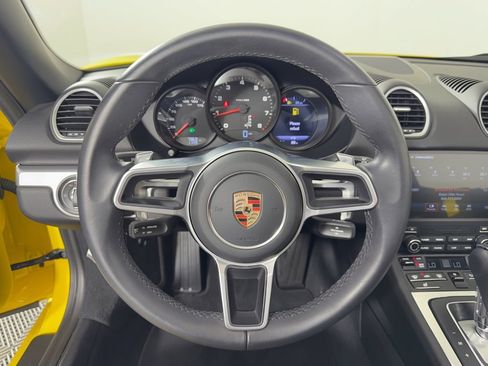 Certified 2025 Porsche 718 Boxster RWD image 10