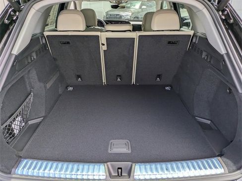 Used 2025 Audi Q5 Premium Plus w/ Premium Plus image 15