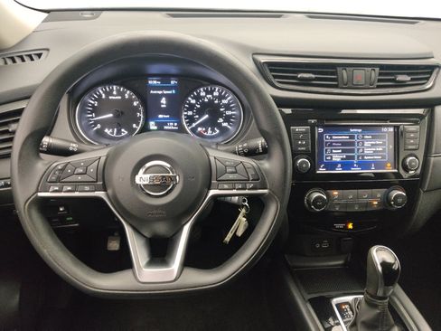 Used 2019 Nissan Rogue S FWD image 22
