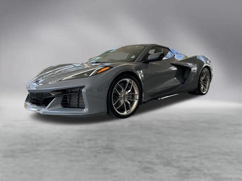 Used 2025 Chevrolet Corvette Z06 RWD image 6