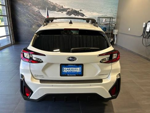 Used 2024 Subaru Crosstrek 2.5i Limited AWD/4WD image 37