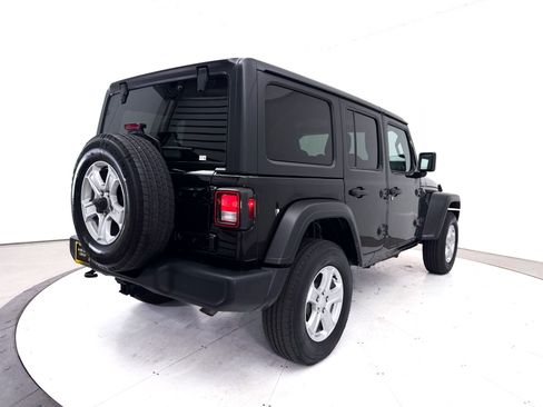 Used 2022 Jeep Wrangler Unlimited Sport AWD/4WD image 15