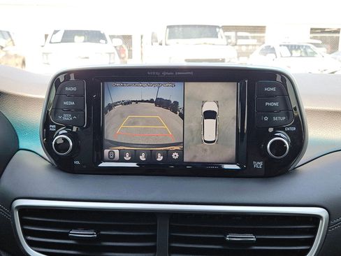 Used 2020 Hyundai Tucson Limited image 18