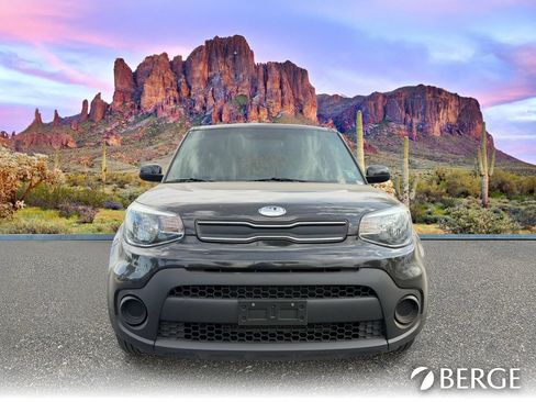 Used 2019 Kia Soul FWD image 10