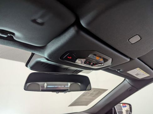 Used 2025 BMW M850i xDrive Convertible image 65