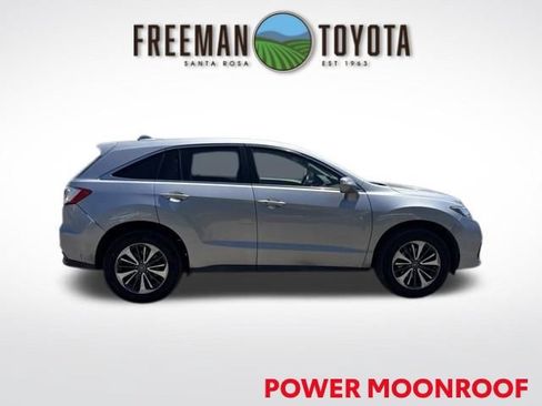 Used 2017 Acura RDX AWD w/ Advance Package image 3