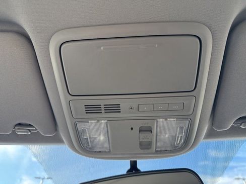 Used 2017 Honda Pilot EX image 27