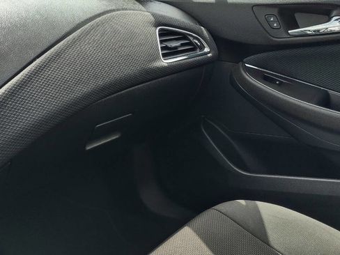 Used 2016 Chevrolet Cruze LT w/ Convenience Package image 26