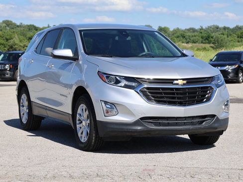 Used 2021 Chevrolet Equinox LT w/ LPO, Cargo Package AWD/4WD image 4