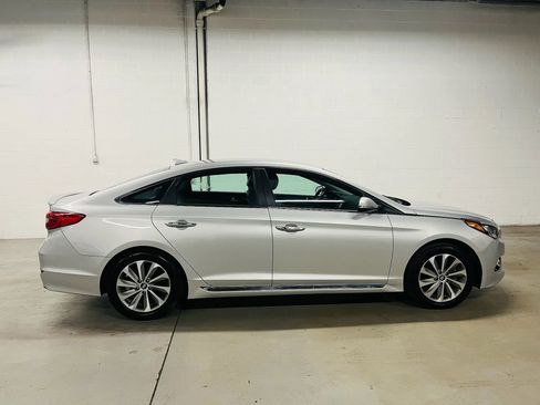 Used 2015 Hyundai Sonata Sport w/ Option Group 03 FWD image 8