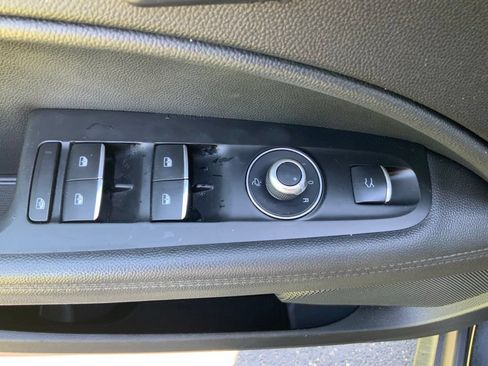 Used 2022 Alfa Romeo Stelvio Sprint RWD image 16