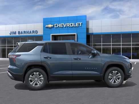 New 2026 Chevrolet Equinox LT AWD/4WD image 5