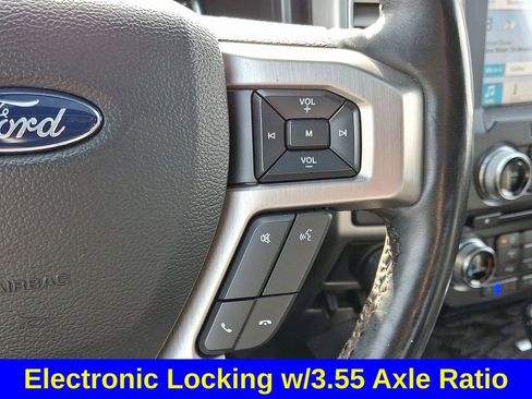 Used 2018 Ford F150 Platinum w/ Equipment Group 701A Luxury image 22