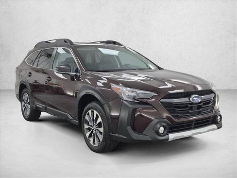 Used 2023 Subaru Outback Limited AWD/4WD image 3