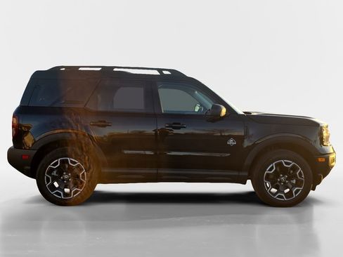 Used 2025 Ford Bronco Sport Outer Banks w/ Outer Banks Tech Package+ image 6