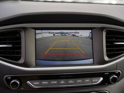 Used 2018 Hyundai Ioniq Blue image 27